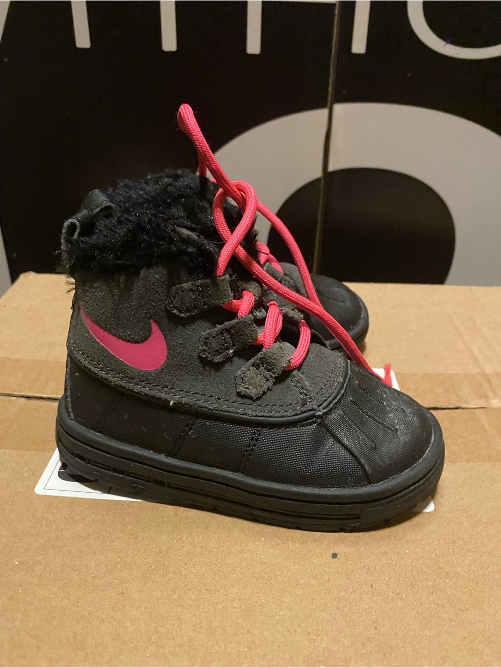 Nike Toddler Black Boot with Pink Logo and Laces